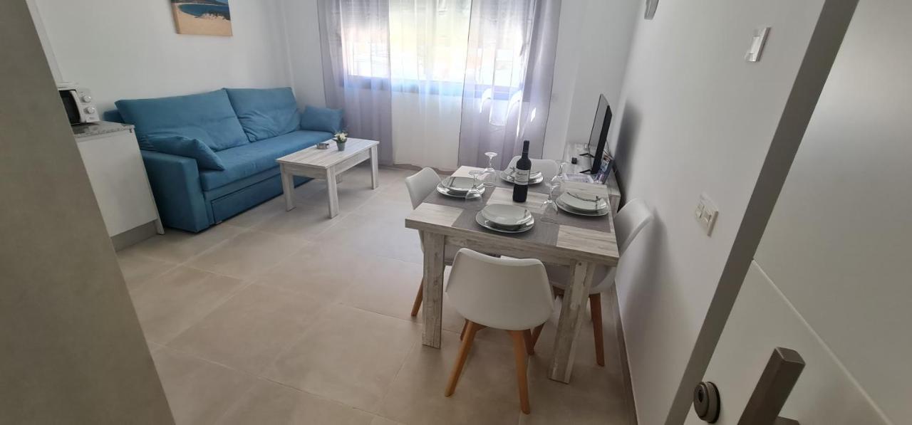 Sun Apartment *