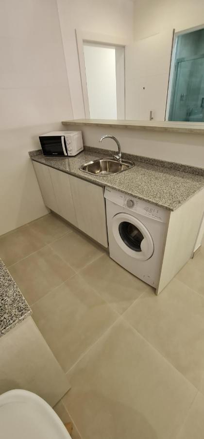 Sun Apartment *